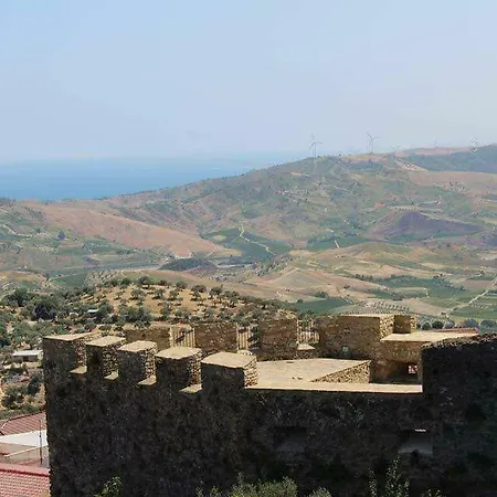 Casa Mazzone Bed & Breakfast Ciro